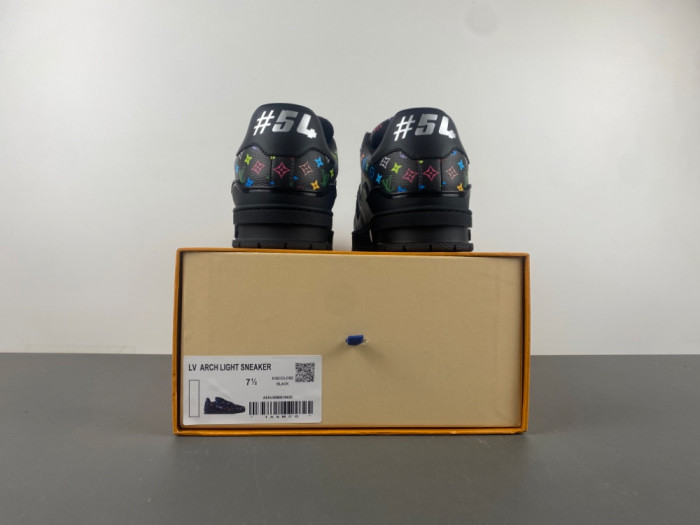 L1VV TRAINER