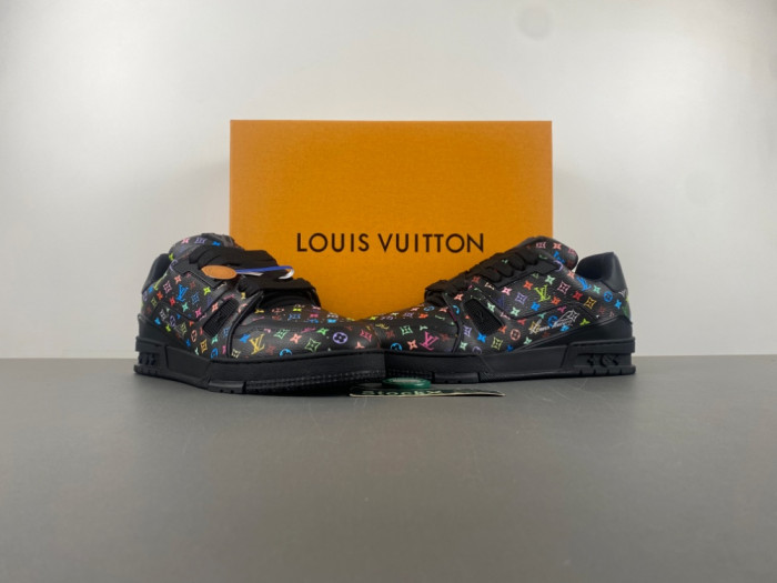 L1VV TRAINER