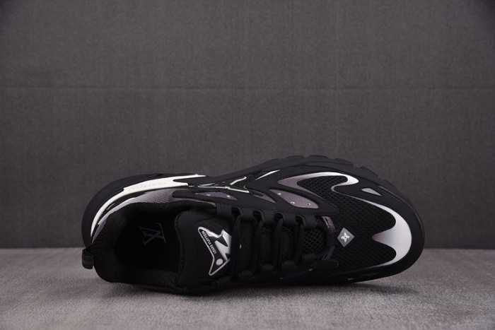 L1VV Sneakers