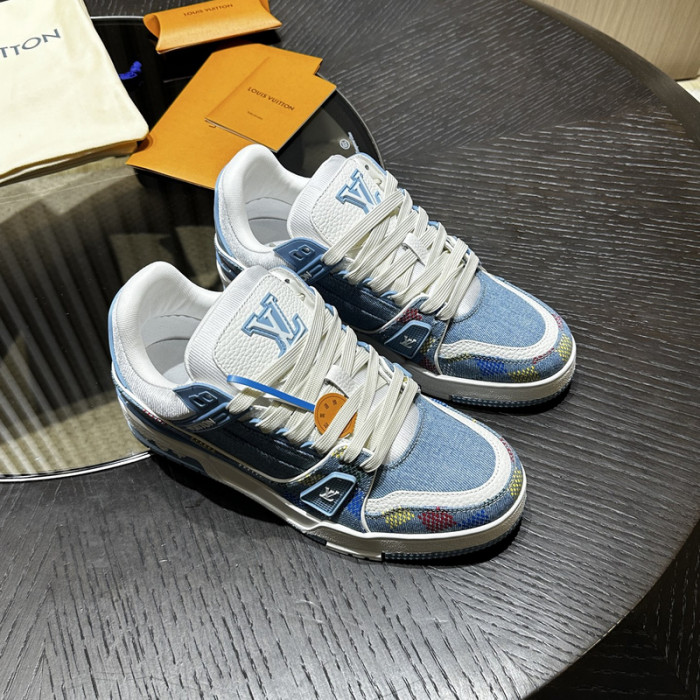 L1VV TRAINER
