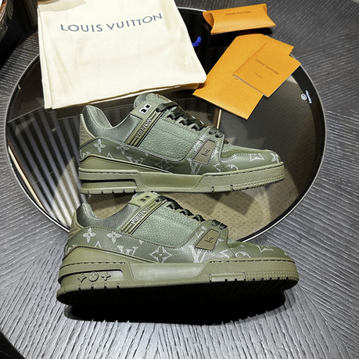 L1VV TRAINER
