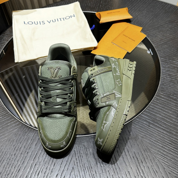 L1VV TRAINER