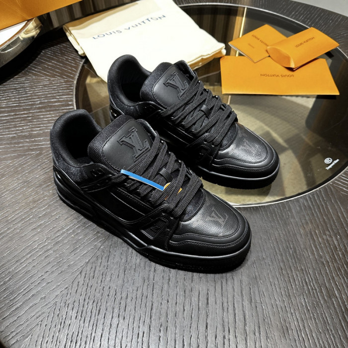 L1VV TRAINER