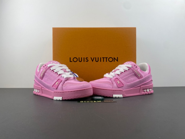 L1VV TRAINER