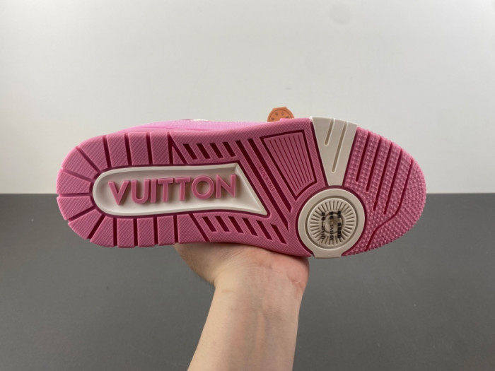 L1VV TRAINER