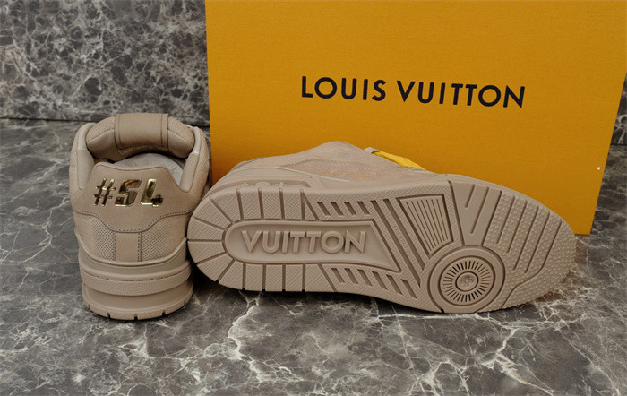 L1VV TRAINER