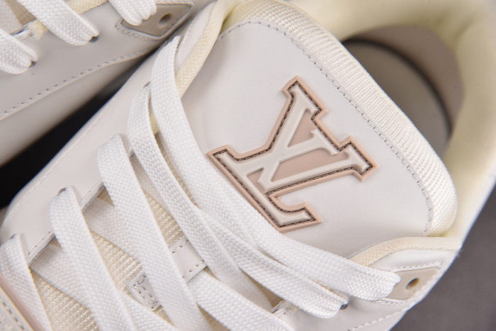 L1VV TRAINER