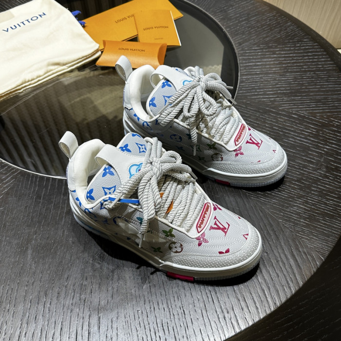 L1VV TRAINER