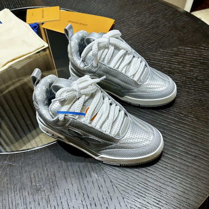 L1VV TRAINER