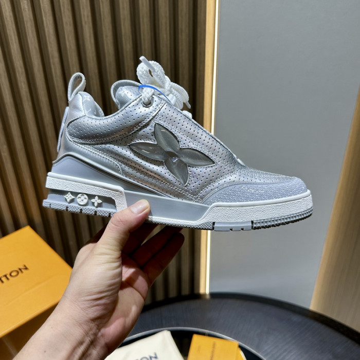 L1VV TRAINER