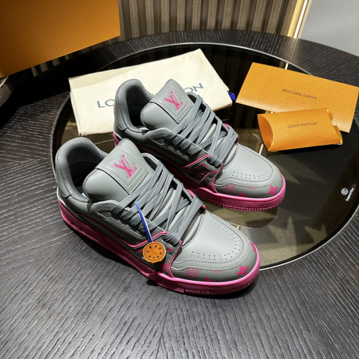 L1VV TRAINER
