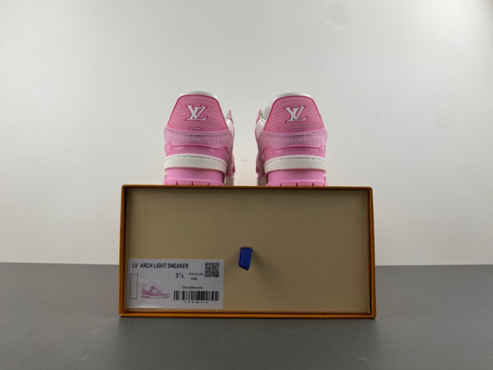 L1VV TRAINER