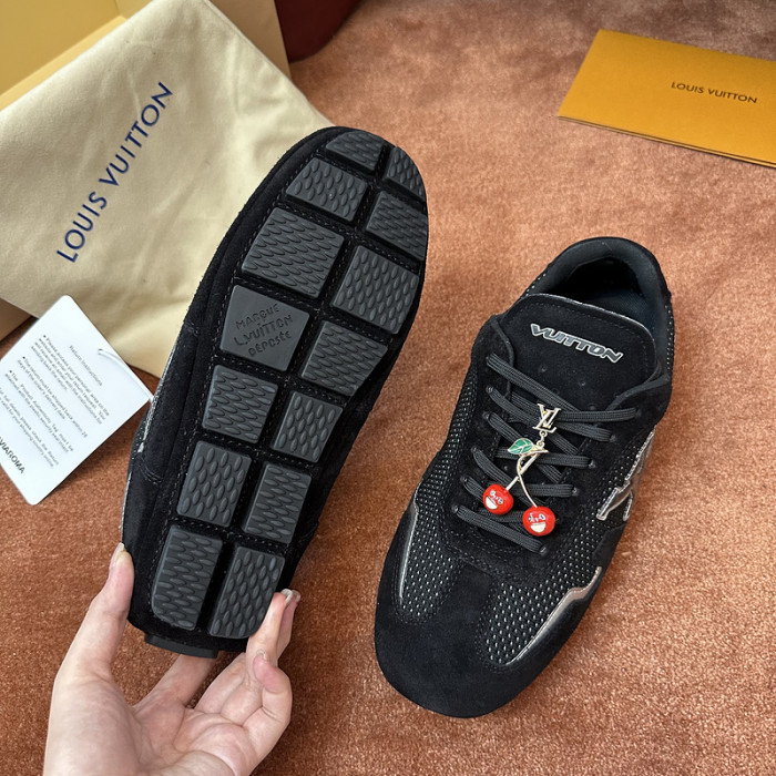 L1VV Rally Sneakers