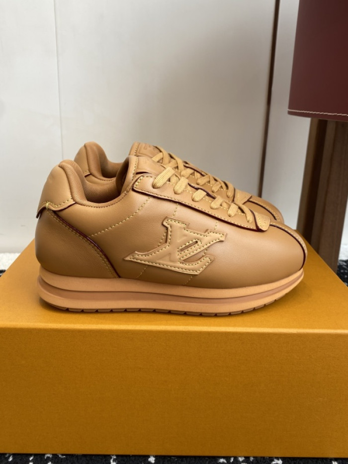 L1VV Buttersoft Sneakers