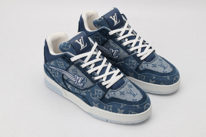 L1VV TRAINER