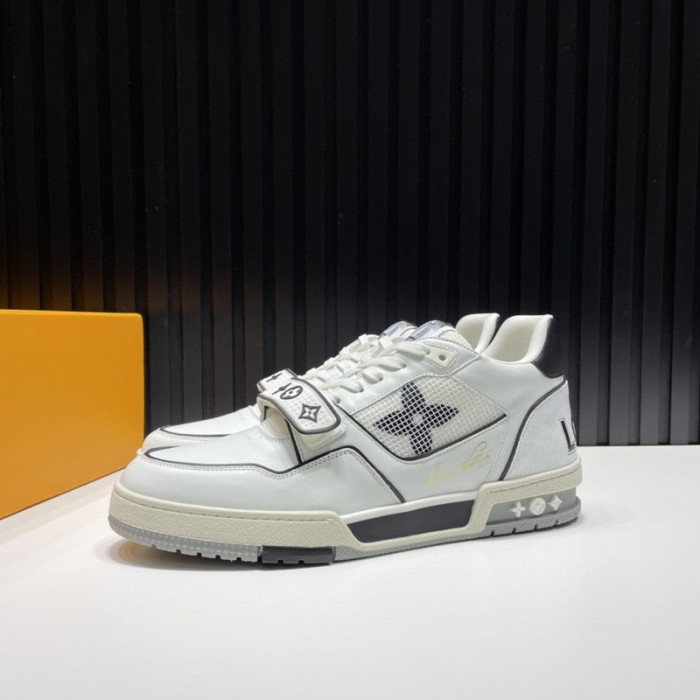 L1VV TRAINER