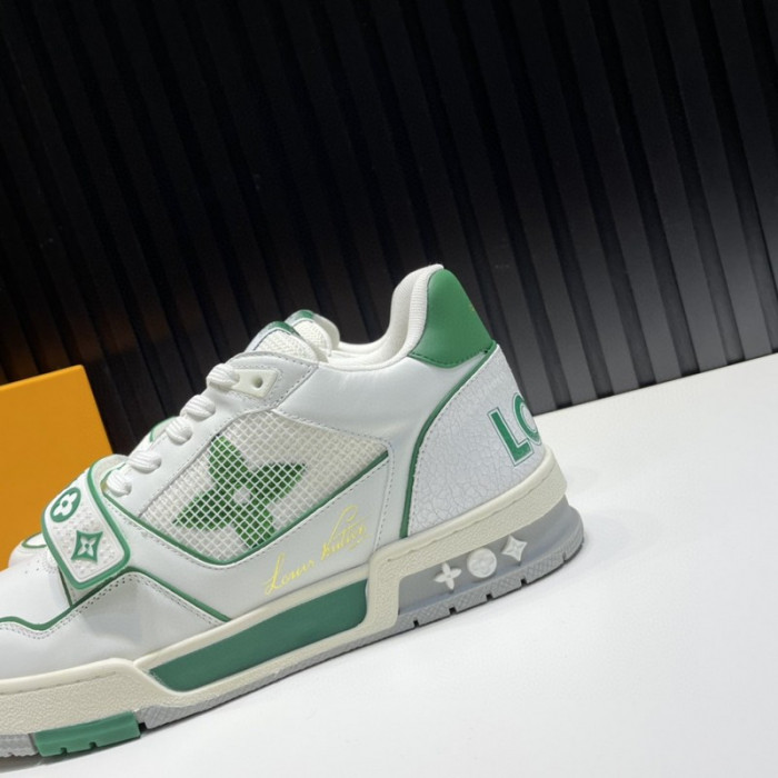 L1VV TRAINER