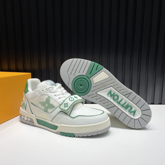 L1VV TRAINER