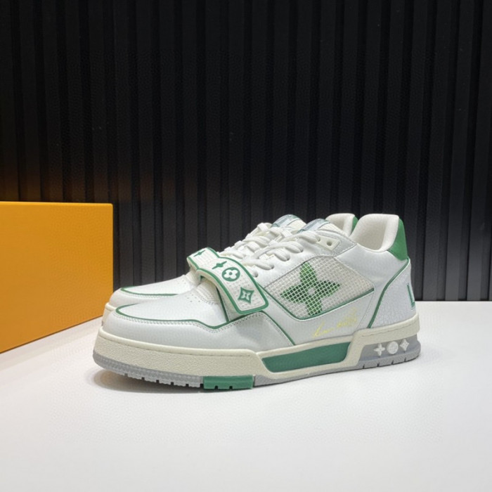 L1VV TRAINER