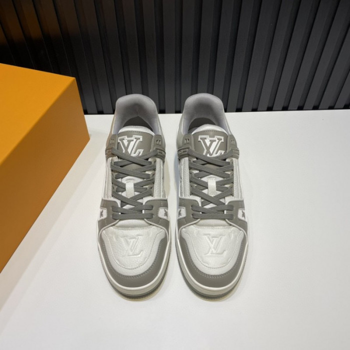 L1VV TRAINER