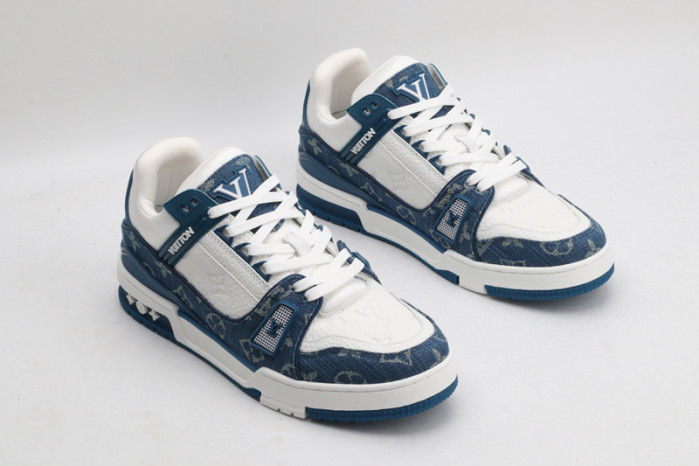 L1VV TRAINER