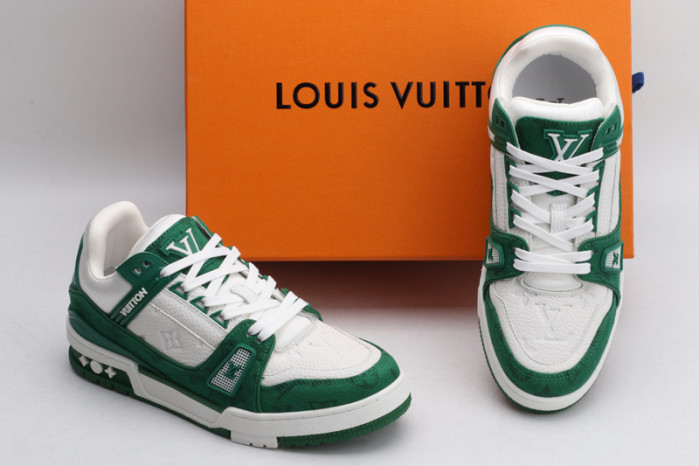 L1VV TRAINER