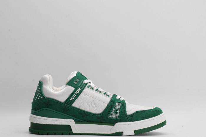 L1VV TRAINER