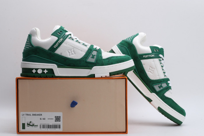 L1VV TRAINER