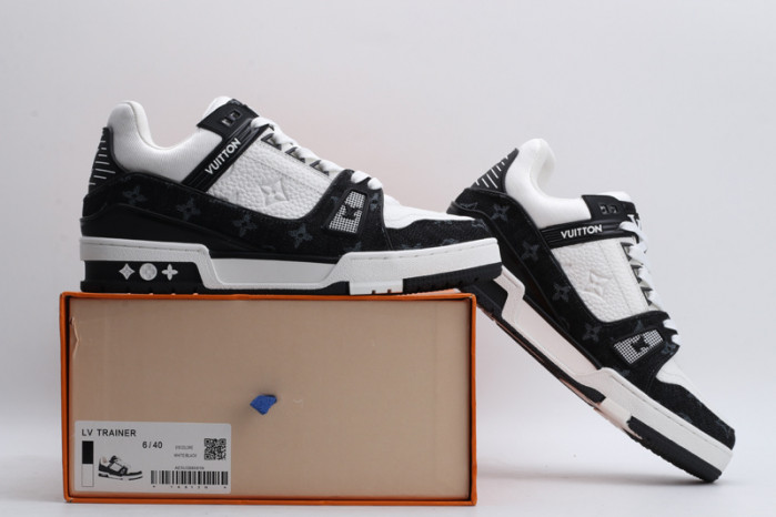 L1VV TRAINER