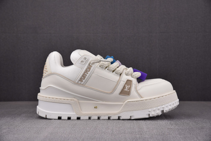 L1VV TRAINER