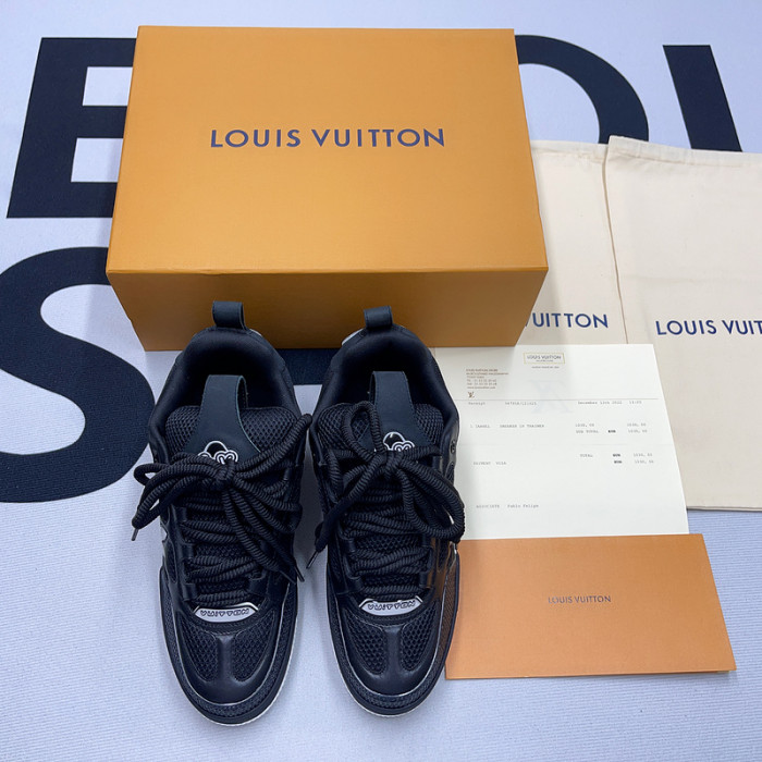 L1VV TRAINER