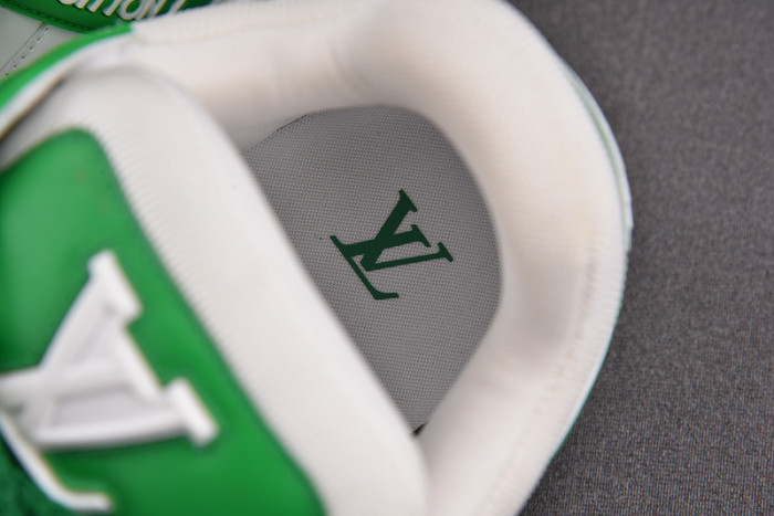 L1VV TRAINER