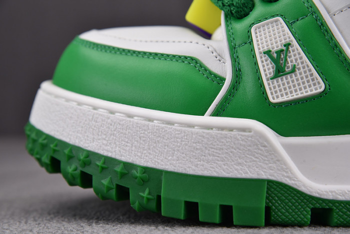 L1VV TRAINER