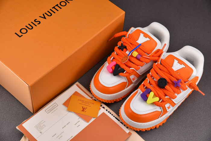 L1VV TRAINER