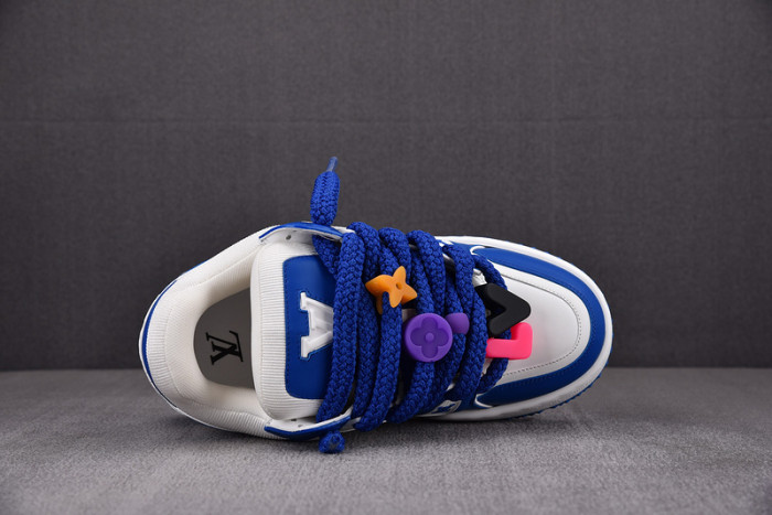 L1VV TRAINER