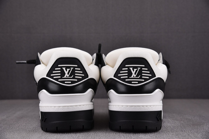 L1VV TRAINER
