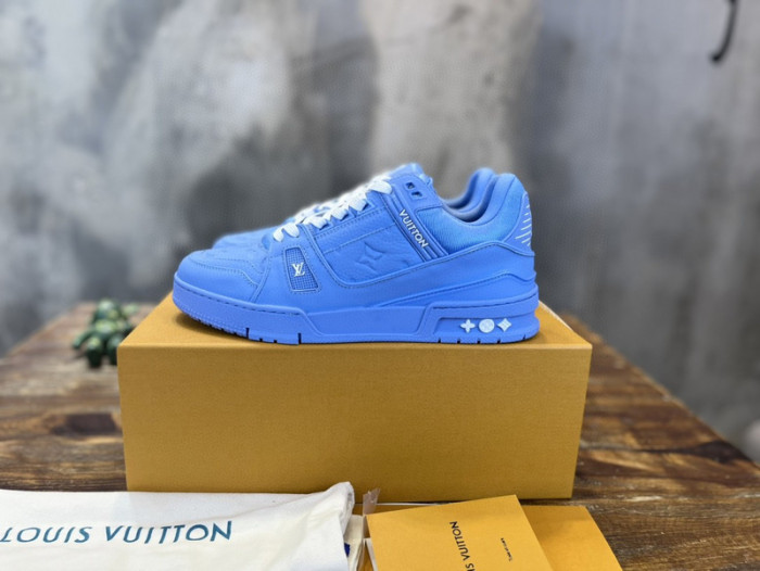 L1VV TRAINER