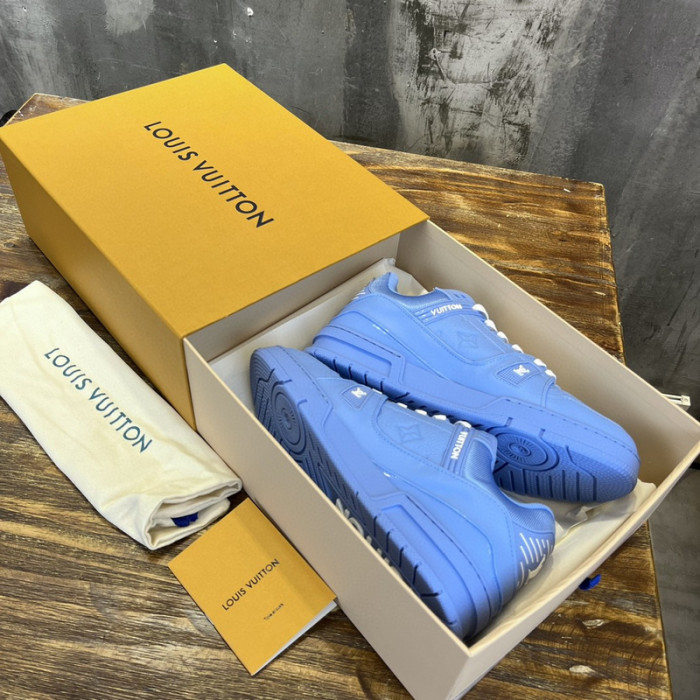 L1VV TRAINER