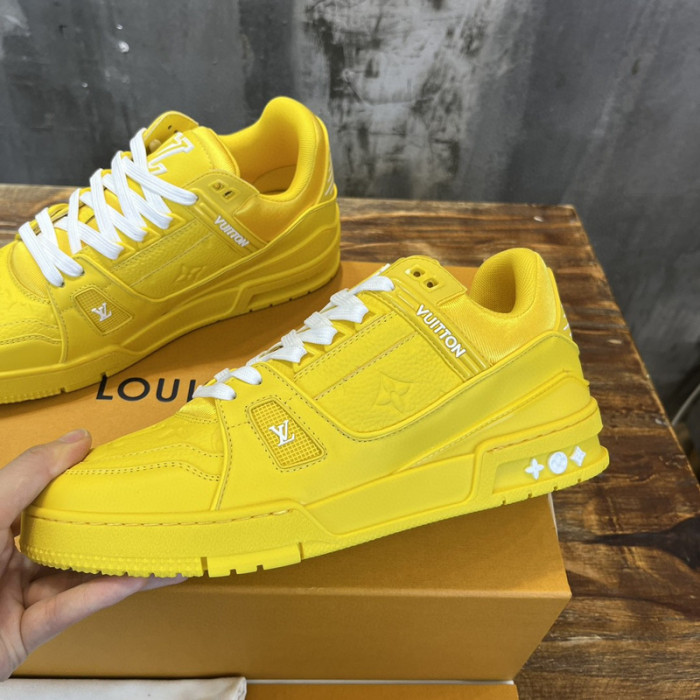 L1VV TRAINER