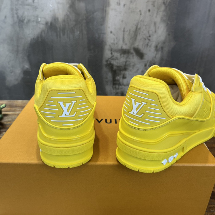 L1VV TRAINER