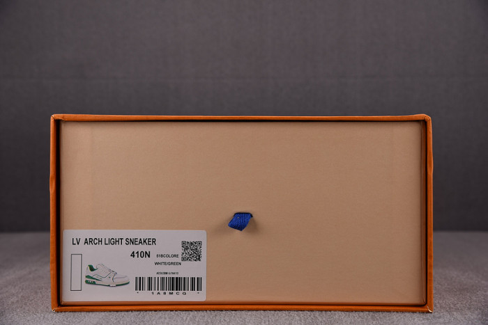 L1VV TRAINER