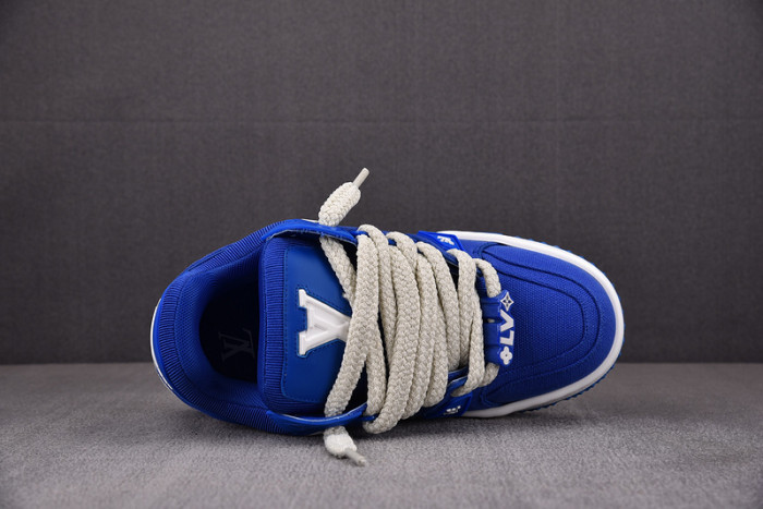 L1VV TRAINER