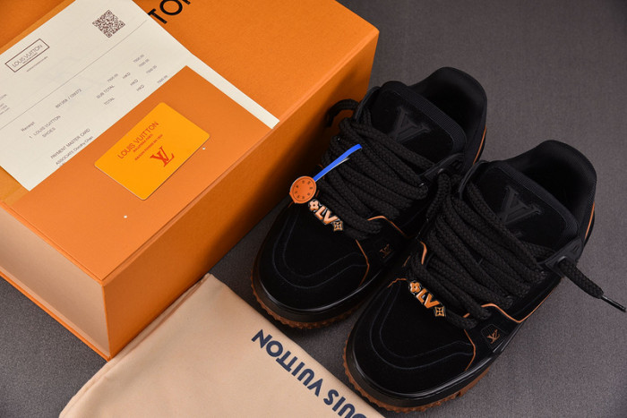 L1VV TRAINER