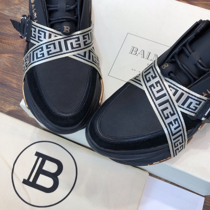 BALMAIN UNICORN LOW-TOP SNEAKERS