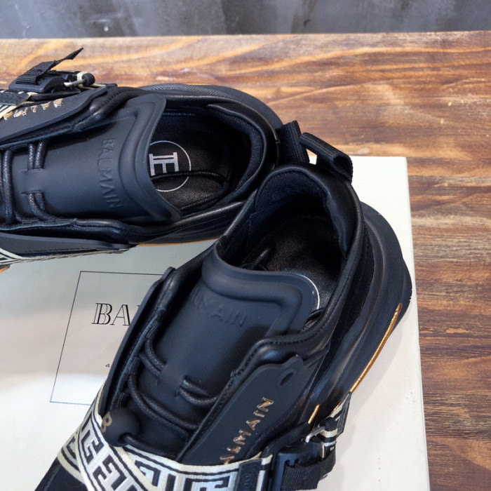 BALMAIN UNICORN LOW-TOP SNEAKERS