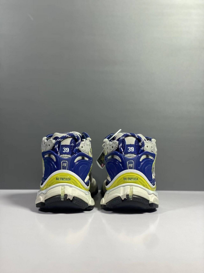 BALEN TRACK TRAINER