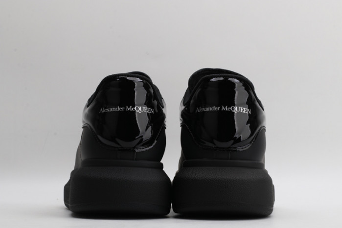 ALEXANDER MCQUEEN Sneaker