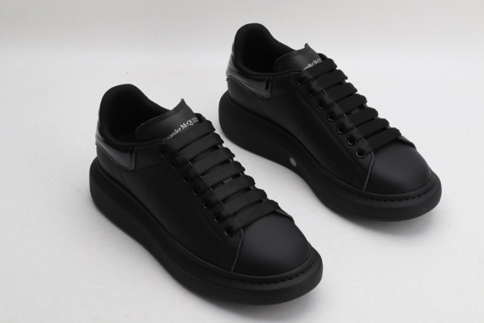 ALEXANDER MCQUEEN Sneaker