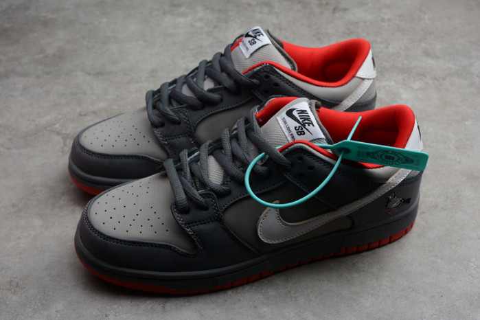 Nike SB Dunk Low Staple NYC Pigeon 304292-011