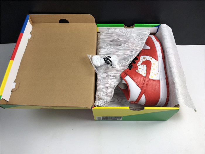 Nike Dunk High Pro SB Sup3eme Red Stars 307385-161